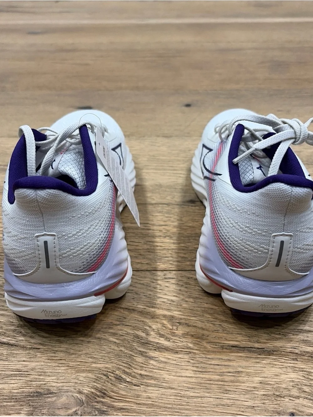 Mizuno Women’s White Running Shoes with Purple Accents